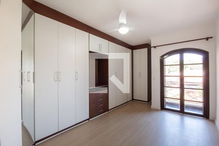 Suíte de casa para alugar com 3 quartos, 200m² em Cipava, Osasco