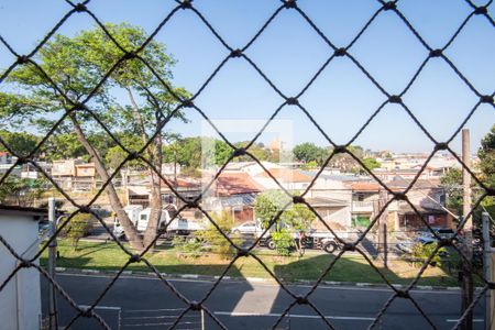 Vista da Suíte de casa para alugar com 3 quartos, 200m² em Cipava, Osasco