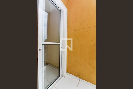 Sala - Varanda  de apartamento para alugar com 2 quartos, 42m² em Jardim do Triunfo, Guarulhos