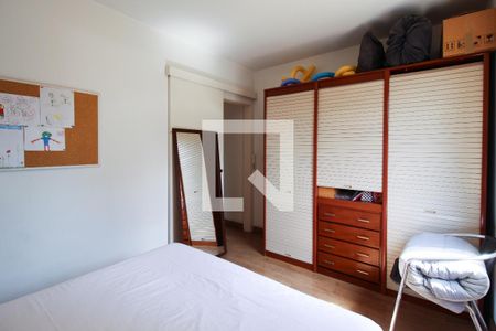 Quarto de apartamento à venda com 2 quartos, 55m² em Vila Olímpia, São Paulo