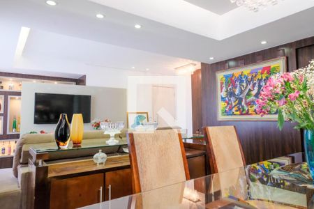 Sala de apartamento à venda com 4 quartos, 140m² em Lourdes, Belo Horizonte