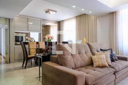 Sala de apartamento à venda com 4 quartos, 135m² em Lourdes, Belo Horizonte