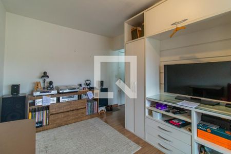 Sala de apartamento à venda com 2 quartos, 61m² em Medianeira, Porto Alegre