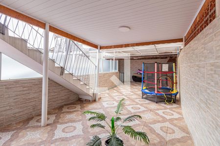 Quintal de casa para alugar com 3 quartos, 196m² em Vila Yolanda, Osasco