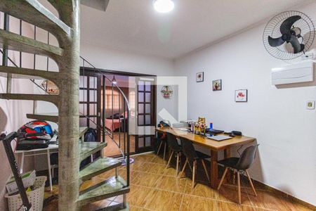 Sala de jantar de casa à venda com 3 quartos, 196m² em Vila Yolanda, Osasco