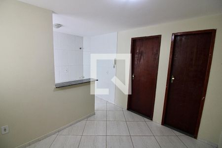 Sala de kitnet/studio para alugar com 1 quarto, 35m² em Vargem Pequena, Rio de Janeiro