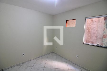 Quarto de kitnet/studio para alugar com 1 quarto, 35m² em Vargem Pequena, Rio de Janeiro