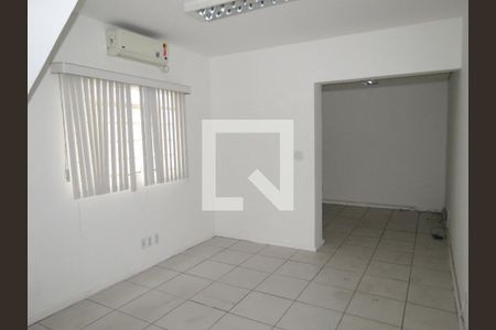 Sala de casa à venda com 2 quartos, 90m² em Jardim Santo Elias, São Paulo