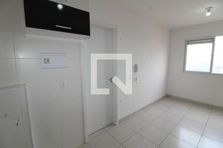 Sala/Cozinha de apartamento para alugar com 1 quarto, 26m² em Jardim Planalto, São Paulo