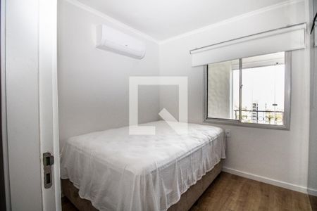 Quarto 1- cama de casal e ar condicionado  de apartamento para alugar com 2 quartos, 72m² em Vila Olímpia, São Paulo