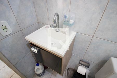 Apartamento à venda com 43m², 2 quartos e 1 vaga Apartamento à venda com 43m², 2 quartos e 1 vagaBanheiro