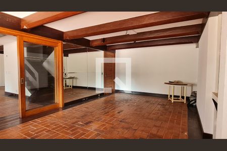 Sala de casa para alugar com 3 quartos, 888m² em Auxiliadora, Porto Alegre
