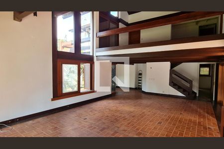 Sala de casa para alugar com 3 quartos, 888m² em Auxiliadora, Porto Alegre