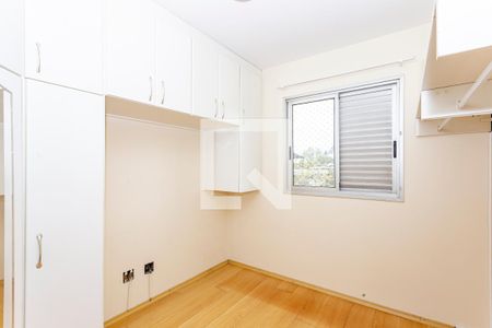 Quarto 2 de apartamento para alugar com 2 quartos, 55m² em Jardim Santa Emília, São Paulo