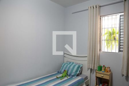 Quarto 2 de casa à venda com 3 quartos, 243m² em Vila Osasco, Osasco