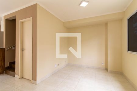 Sala de casa de condomínio à venda com 3 quartos, 80m² em Parque Imperador, Campinas