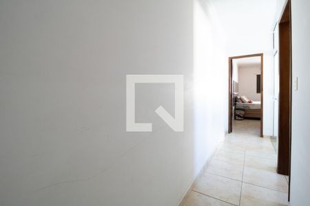 Corredor de casa à venda com 2 quartos, 130m² em Sapopemba, São Paulo