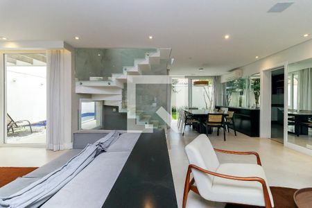 Sala de casa de condomínio à venda com 4 quartos, 315m² em Campo Belo, São Paulo