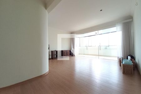 Sala de apartamento à venda com 4 quartos, 195m² em Centro, Campinas