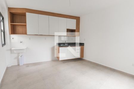 Cozinha, Sala e Área de Serviço de casa de condomínio para alugar com 2 quartos, 42m² em Vila Isolina Mazzei, São Paulo