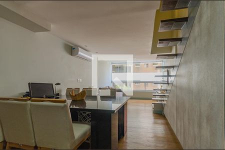 Sala de apartamento para alugar com 2 quartos, 80m² em Vitória, Salvador