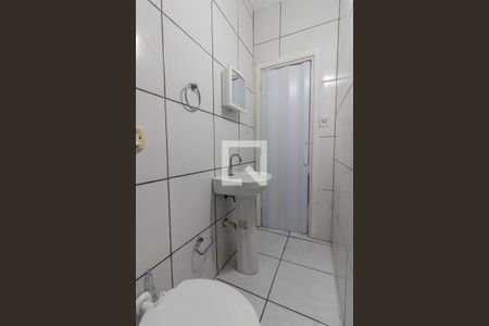 Banheiro de apartamento para alugar com 1 quarto, 34m² em Ipiranga, São José