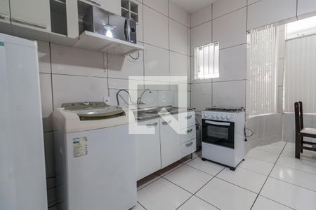 Cozinha de apartamento para alugar com 1 quarto, 34m² em Ipiranga, São José