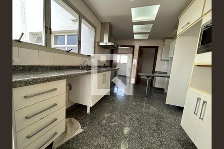 Apartamento à venda com 4 quartos, 290m² em Jardim Avelino, São Paulo