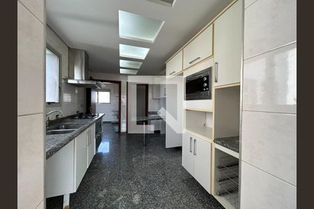 Apartamento à venda com 4 quartos, 290m² em Jardim Avelino, São Paulo