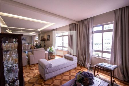 Sala de apartamento à venda com 3 quartos, 160m² em Paraíso, São Paulo