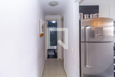 Corredor de apartamento à venda com 2 quartos, 48m² em São Lucas, São Paulo