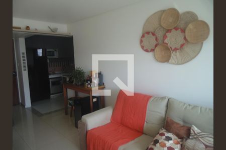 Sala de apartamento para alugar com 2 quartos, 74m² em Armação, Salvador