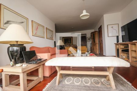 Sala de apartamento à venda com 4 quartos, 135m² em Vila Suzana, São Paulo