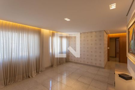 Sala de apartamento à venda com 4 quartos, 131m² em Funcionários, Belo Horizonte