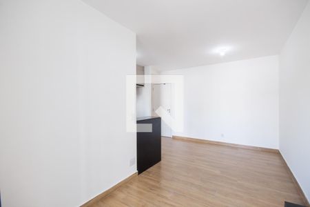 Sala de apartamento para alugar com 2 quartos, 55m² em São Pedro, Osasco