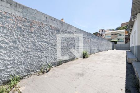 Casa para alugar com 132m², 2 quartos e 7 vagas Casa para alugar com 132m², 2 quartos e 7 vagasGaragem