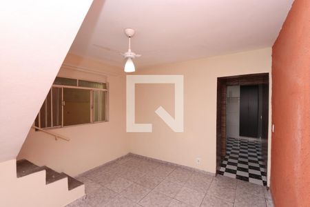 Sala de casa para alugar com 2 quartos, 70m² em Vila Antonieta, São Paulo