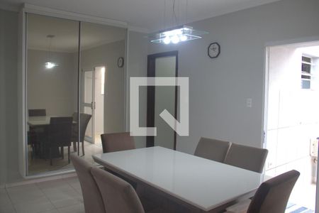 Sala de casa para alugar com 5 quartos, 370m² em Jardim Sao Lourenzo, Sorocaba