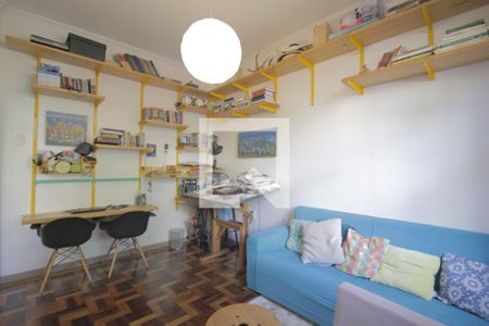 Sala de TV de apartamento à venda com 3 quartos, 80m² em Petrópolis, Porto Alegre