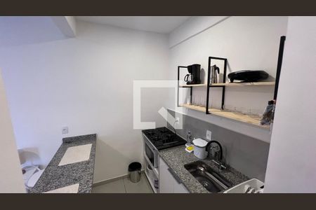 Cozinha de kitnet/studio para alugar com 1 quarto, 25m² em Perdizes, São Paulo