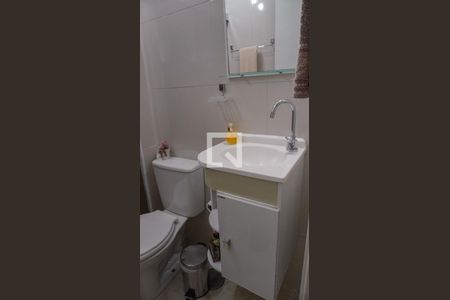 Banheiro de apartamento à venda com 1 quarto, 44m² em Vila Clementino, São Paulo