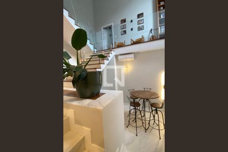 Sala 2 de casa de condomínio à venda com 4 quartos, 351m² em Alphaville, Santana de Parnaíba