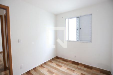 Quarto 1 de apartamento para alugar com 2 quartos, 45m² em Parque Santa Rosa, Suzano