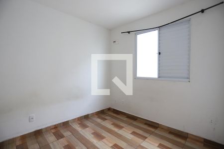 Quarto 2 de apartamento para alugar com 2 quartos, 45m² em Parque Santa Rosa, Suzano