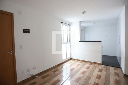 Sala de apartamento para alugar com 2 quartos, 45m² em Parque Santa Rosa, Suzano