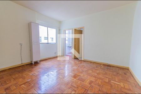 Sala/Quarto de apartamento para alugar com 1 quarto, 30m² em Liberdade, São Paulo