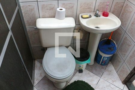 Casa para alugar com 100m², 2 quartos e 2 vagas Casa para alugar com 100m², 2 quartos e 2 vagasBanheiro de serviço