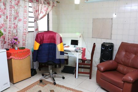 Casa para alugar com 100m², 2 quartos e 2 vagas Casa para alugar com 100m², 2 quartos e 2 vagasCopa