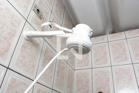 Casa para alugar com 100m², 2 quartos e 2 vagas Casa para alugar com 100m², 2 quartos e 2 vagasBanheiro de serviço