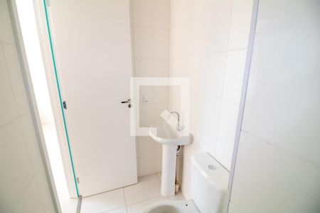 Banheiro de apartamento para alugar com 2 quartos, 37m² em Jardim Sao Luis, São Paulo